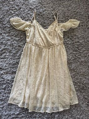 TORRID 2X ✨ plus size lace cold shoulder dress beige adjustable strap EUC